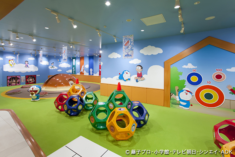 以哆啦A梦为主题的娱乐设施“哆啦A梦欢乐天空公园”©藤子制作・小学馆・朝日电视台・SHINEI・ADK