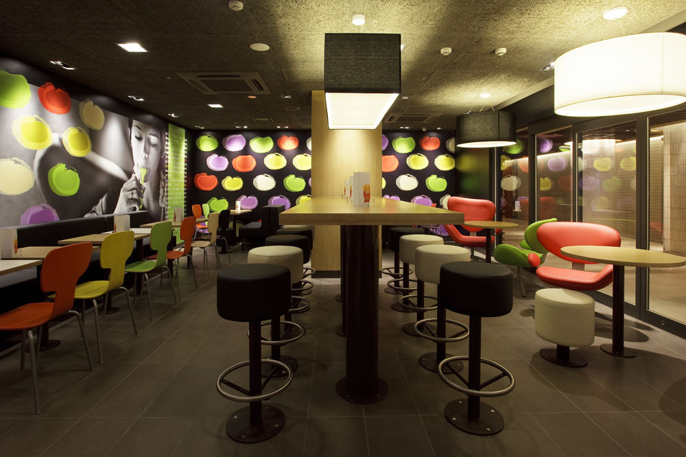 マクドナルド新世代デザイン店舗