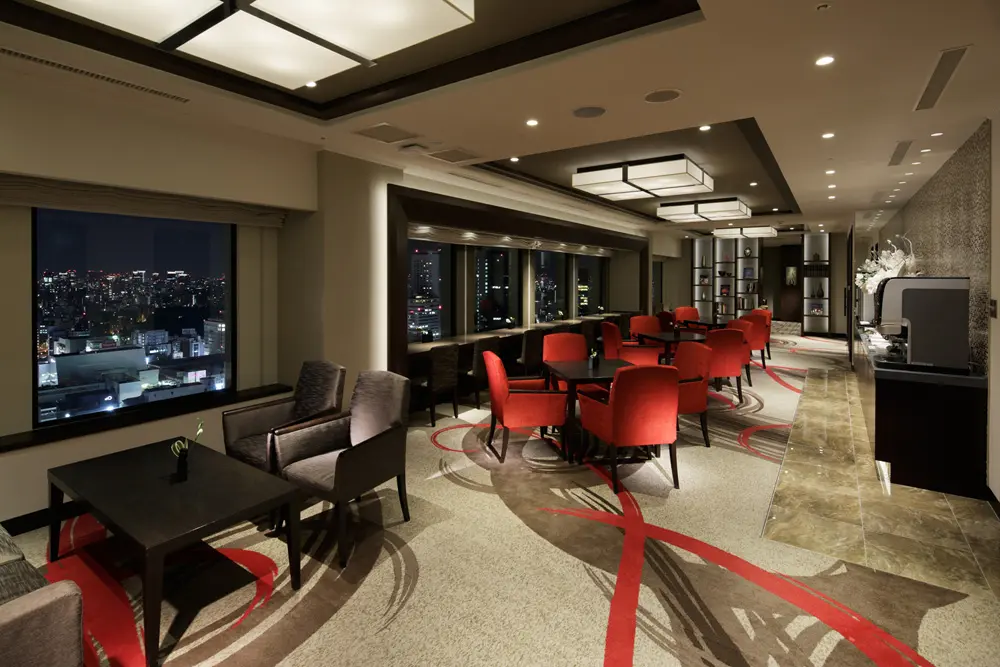 Dining corner of "Luxe Lounge", presented with symbolic frames to cut out the night scenery, and brushed-like pattern on the carpet.