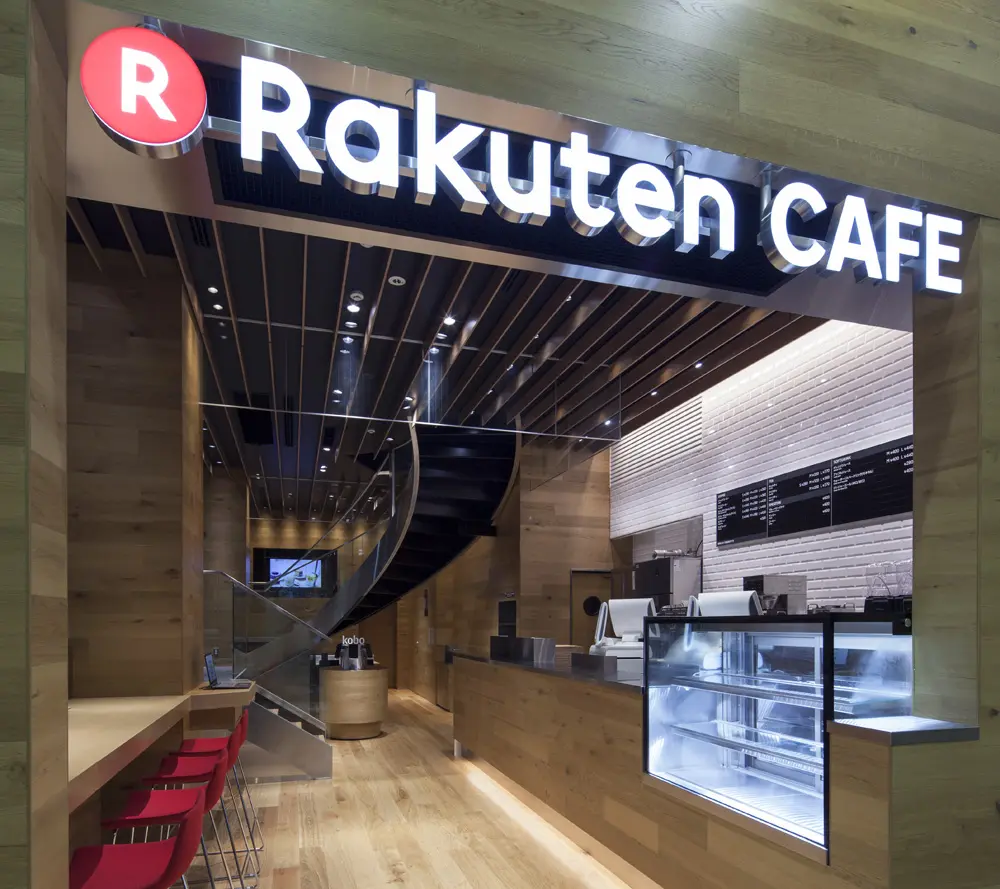 1F Cafe counter. Enjoy Rakuten's unique gourmet food, including sweets and drinks available on Rakuten Market.