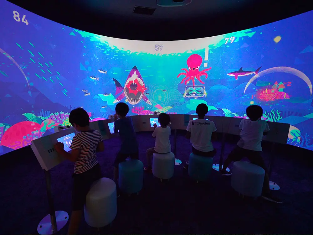 “My Fish My Ocean”以人与自然的共存为主题。可以体验养殖和捕捞的循环，身临其境的感觉也很高