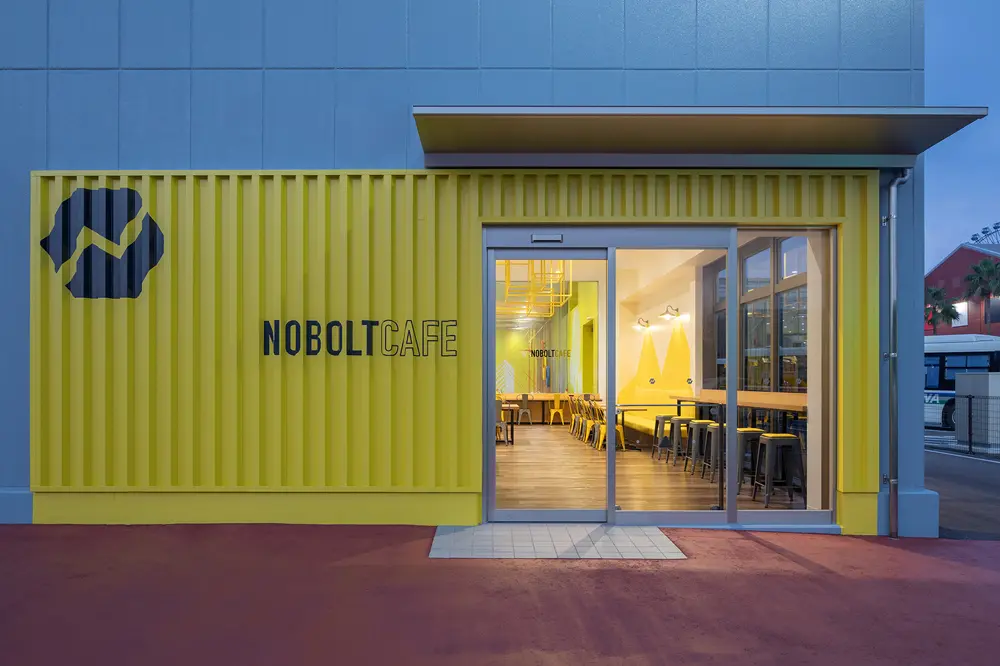運動の間に手軽にリフレッシュできる『NOBOLT CAFÉ』