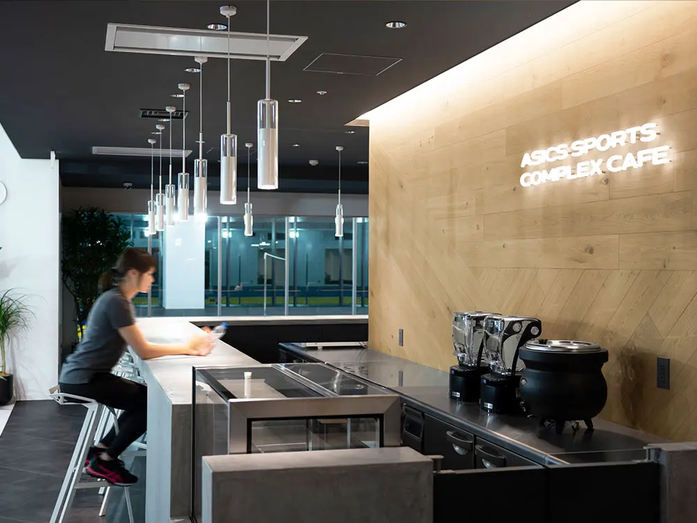 The café next to the reception area offers before and after support with drinks including protein shakes.