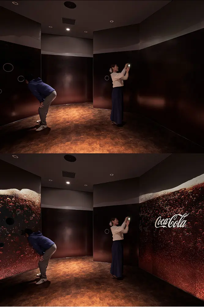 The "cooling and carbonation" process uses a special sheet that changes with a flash to present a surprising and exciting feeling as the beverage is completed.
