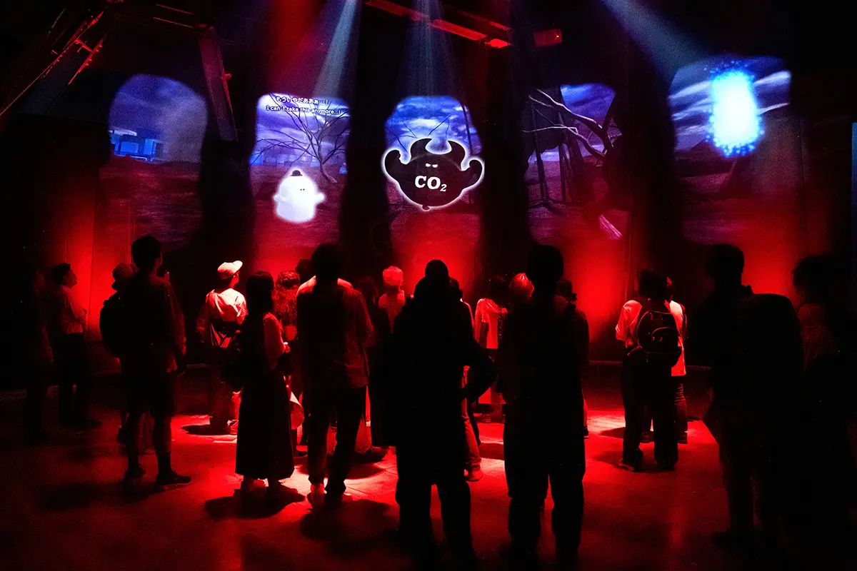 演出后 | 漂浮的幽灵影像剧场讲解全球变暖的机制和未来城市燃气“电子甲烷”