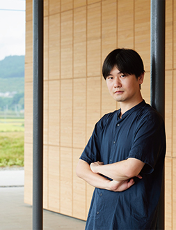 橋本旬平