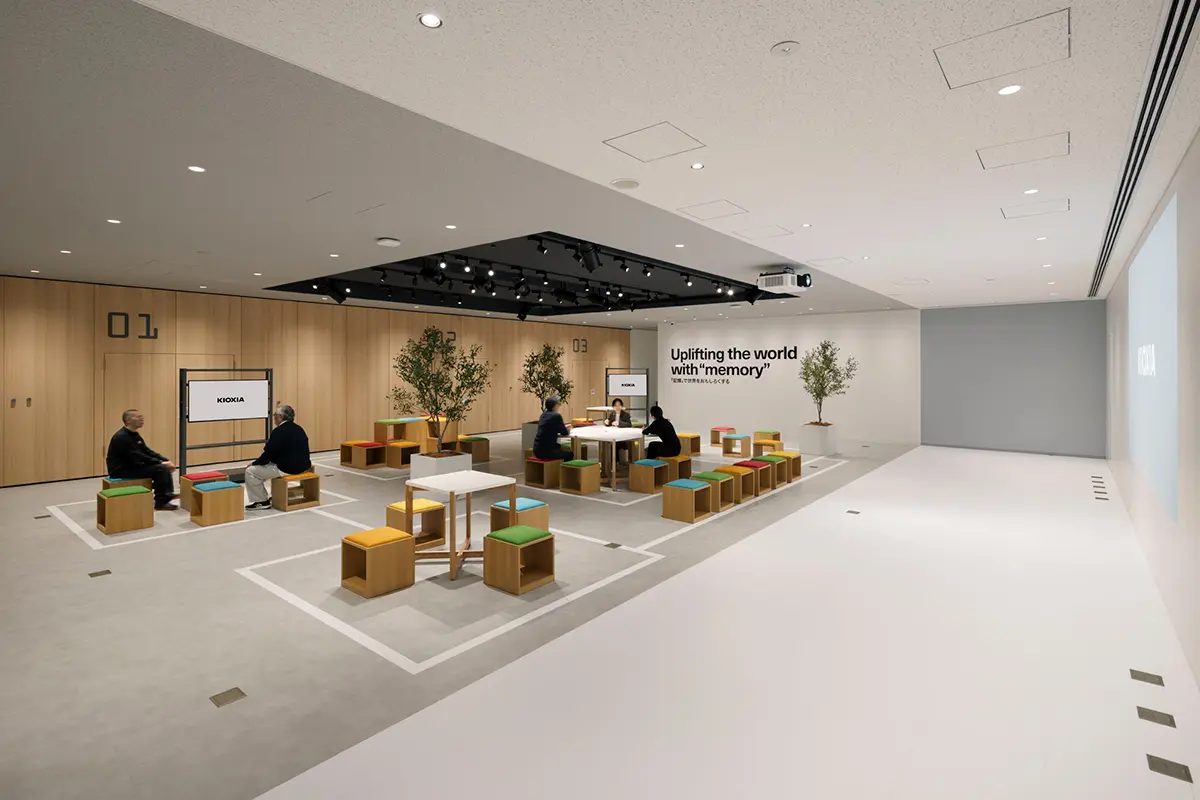 Basic layout of event space suitable for various uses (collaboration meeting specifications)
