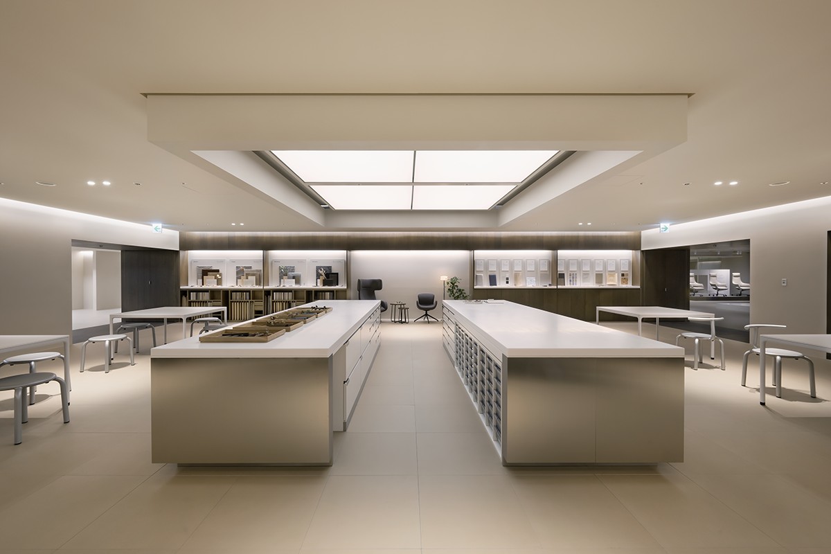 花园大楼三楼“MATERIUM”:您可以获得各种颜色样本，包括材料制造商