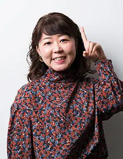 鶴谷 真衣