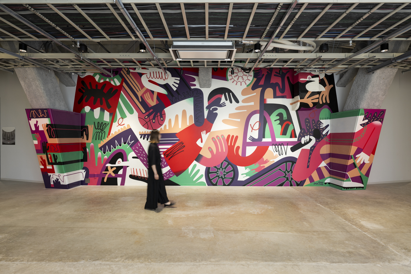 「JAM」Keeenue：4Fコンコースに直接ペイントされた、施設内唯一のミューラルアート