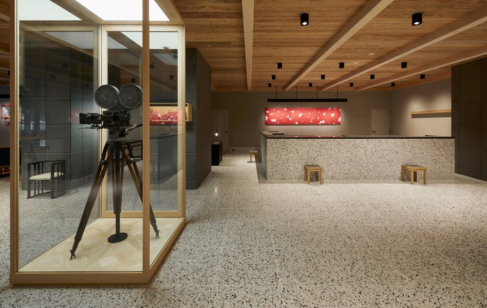 2nd floor lobby: A Mitchell film camera used at Shochiku Ofuna Studio is on display.