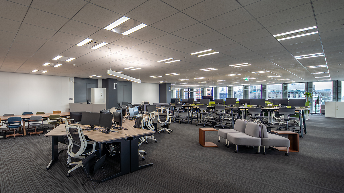 執務エリアにはさまざまな席タイプを設置することで、自分で働く場所やスタイルを選ぶことができる