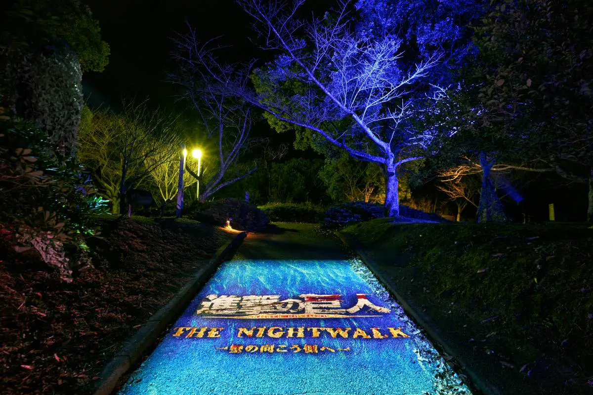 Ending Slope: Represents the sea that the Survey Corps reaches. The story, background music, and lighting Spatial Production create a sense of accomplishment throughout the entire night walk.