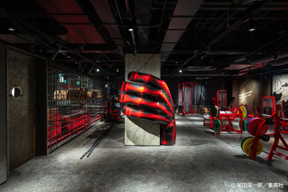 A symbol expressing the pirate's beliefs and freedom. The work's worldview and surreal energy permeate the entire space.