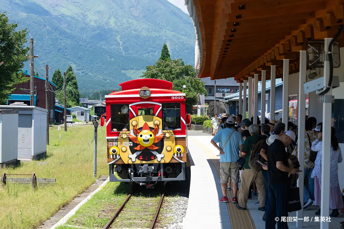 被災し廃線の危機に追い込まれた南阿蘇鉄道の全線復旧を記念し、復興のシンボルとして出航する