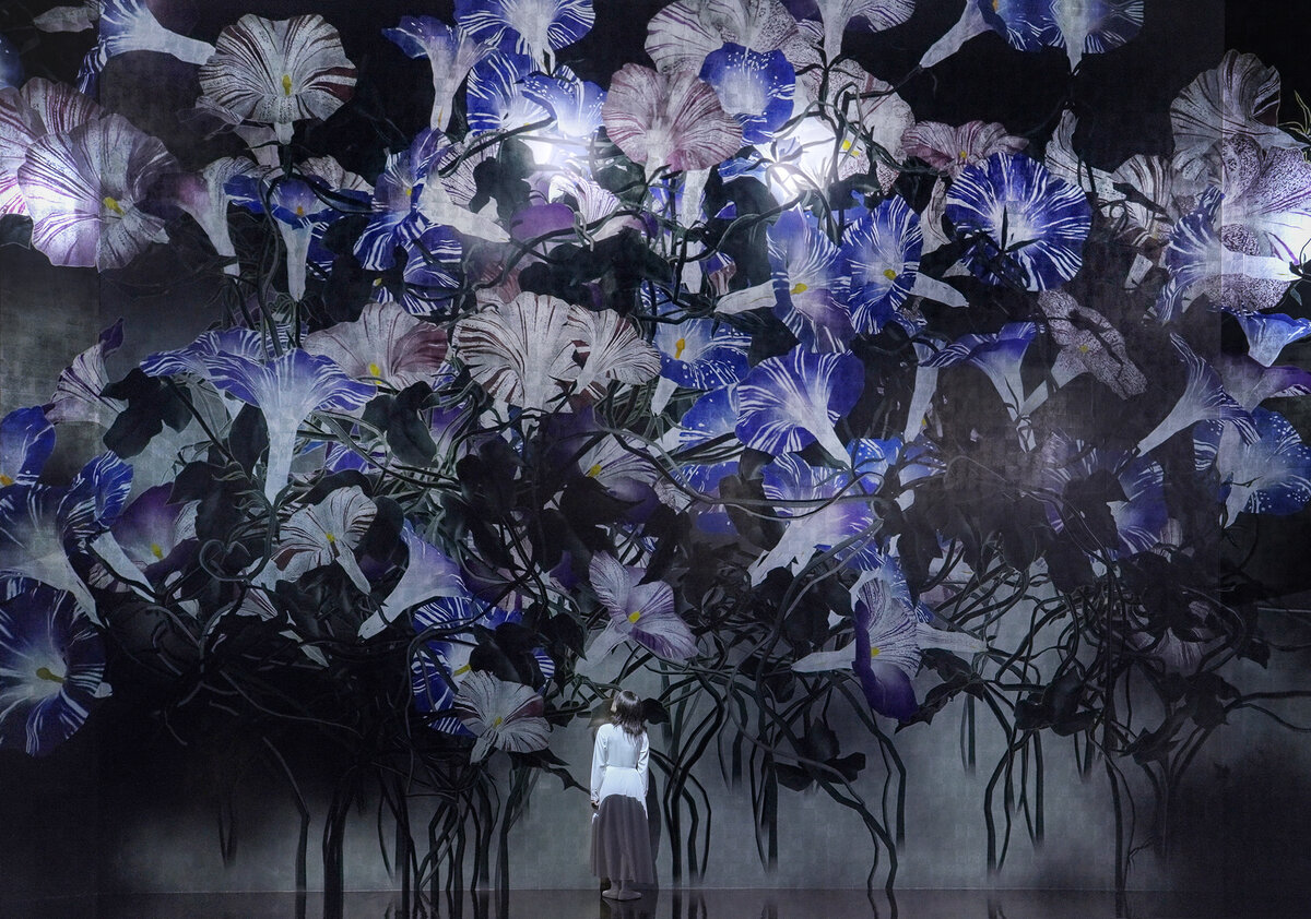 teamLab, Silent Radiance Within © teamLab: Our company was responsible for the overall interior finishing and installation of the equipment. In particular, the fixtures were designed with safety in mind.