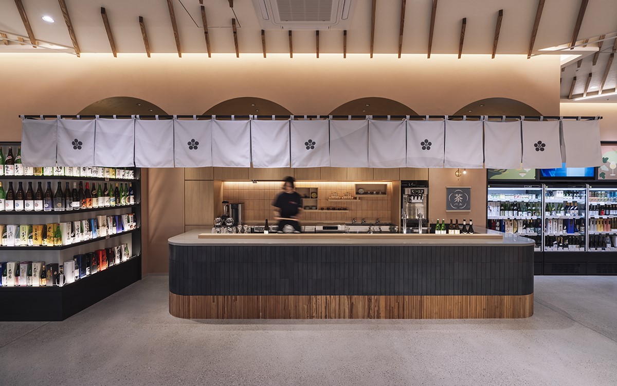 茶バル：石川の山と海と川に育まれた豊かな食やお酒を楽しむバル