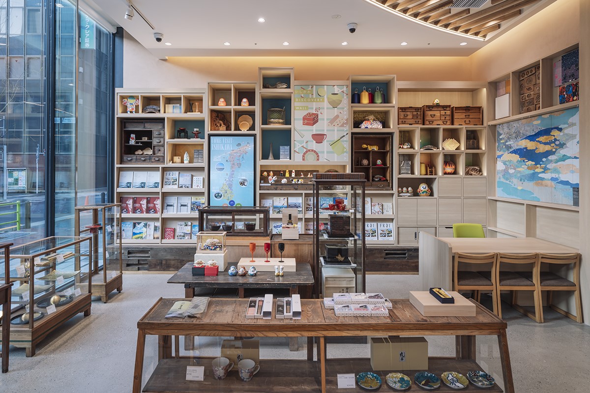 いしかわ Discovery Wall：金沢・加賀・能登、それぞれの地域に根付く伝統文化、暮らしや商いに触れる展示